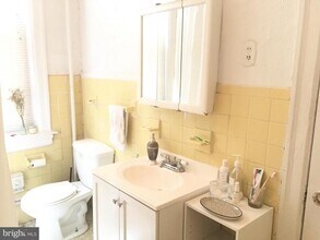 251 S 16th St in Philadelphia, PA - Building Photo - Building Photo