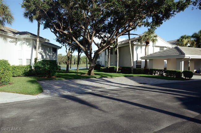 6270 Bellerive Ave in Naples, FL - Building Photo - Building Photo