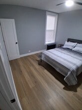 3422 W Dickens Ave, Unit 2 in Chicago, IL - Foto de edificio - Building Photo