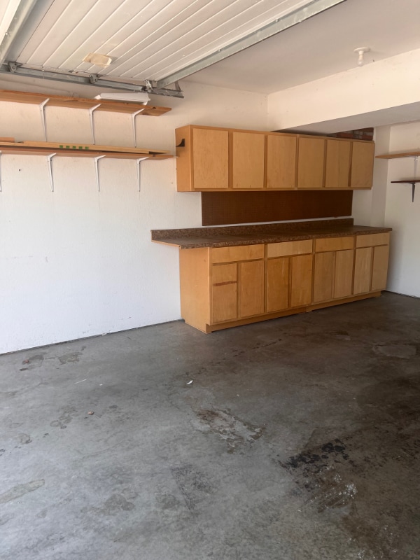 8720 N Cleveland Ave in Kansas City, MO - Foto de edificio - Building Photo