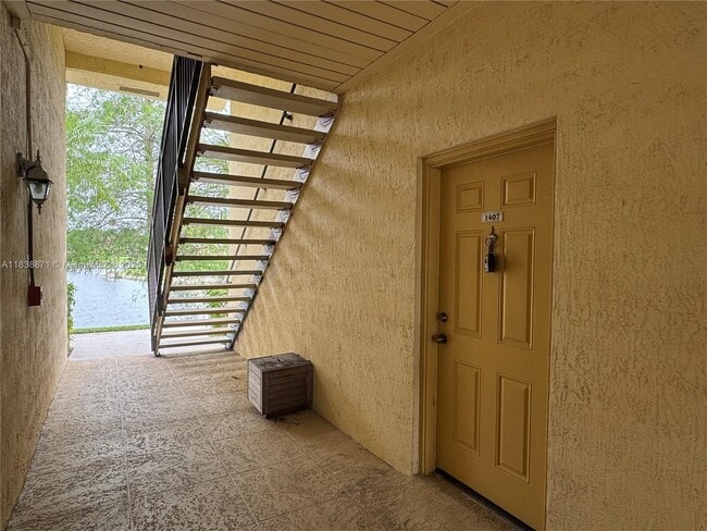 1249 SW 46th Ave in Pompano Beach, FL - Building Photo - Building Photo