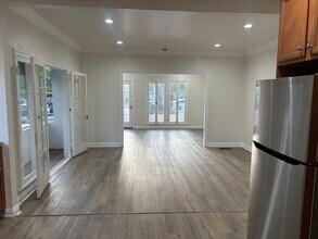 1248 S Rimpau Blvd in Los Angeles, CA - Foto de edificio - Building Photo