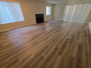 1250 S Westgate Ave, Unit #103 in Los Angeles, CA - Foto de edificio - Building Photo