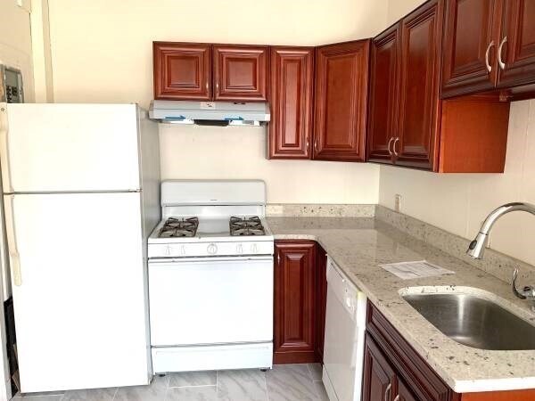 1691 Commonwealth Ave in Boston, MA - Building Photo - Building Photo