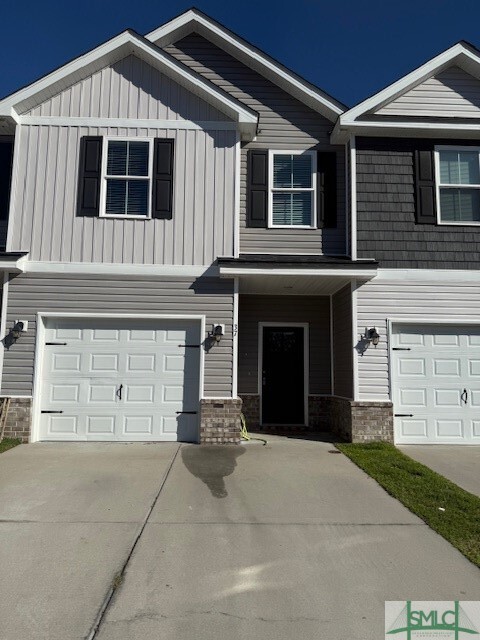 37 Leaf Ct in Richmond Hill, GA - Building Photo