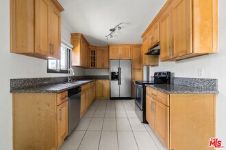 8630 Falmouth Ave in Los Angeles, CA - Building Photo - Building Photo
