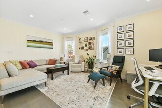 224 M St in Boston, MA - Building Photo - Building Photo