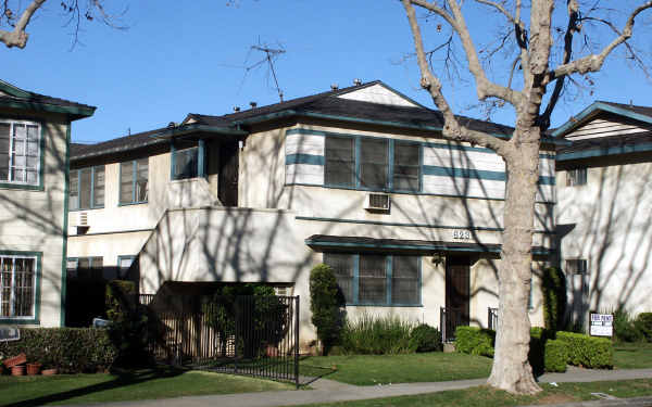 6239 Pickering Ave in Whittier, CA - Building Photo