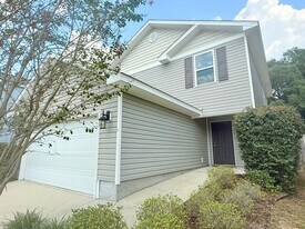 5856 Magnolia Bend Blvd in Milton, FL - Building Photo