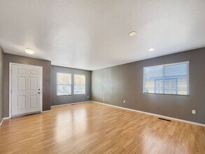 7771 Mariner Cove Dr in Reno, NV - Building Photo - Building Photo