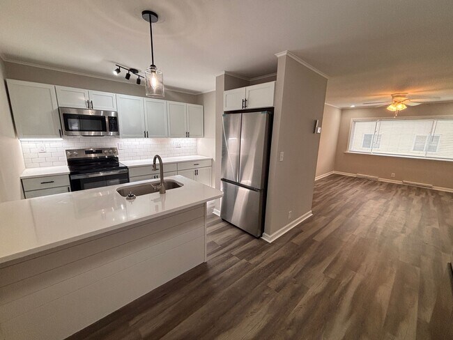 property at 652 Summit St