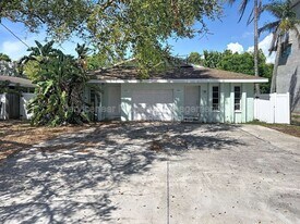 10597 101st Ave in Seminole, FL - Building Photo