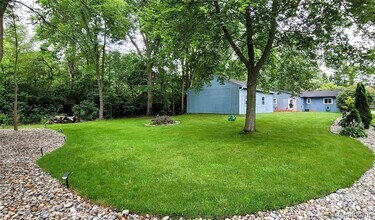 7640 Granite in Washington, MI - Building Photo - Building Photo