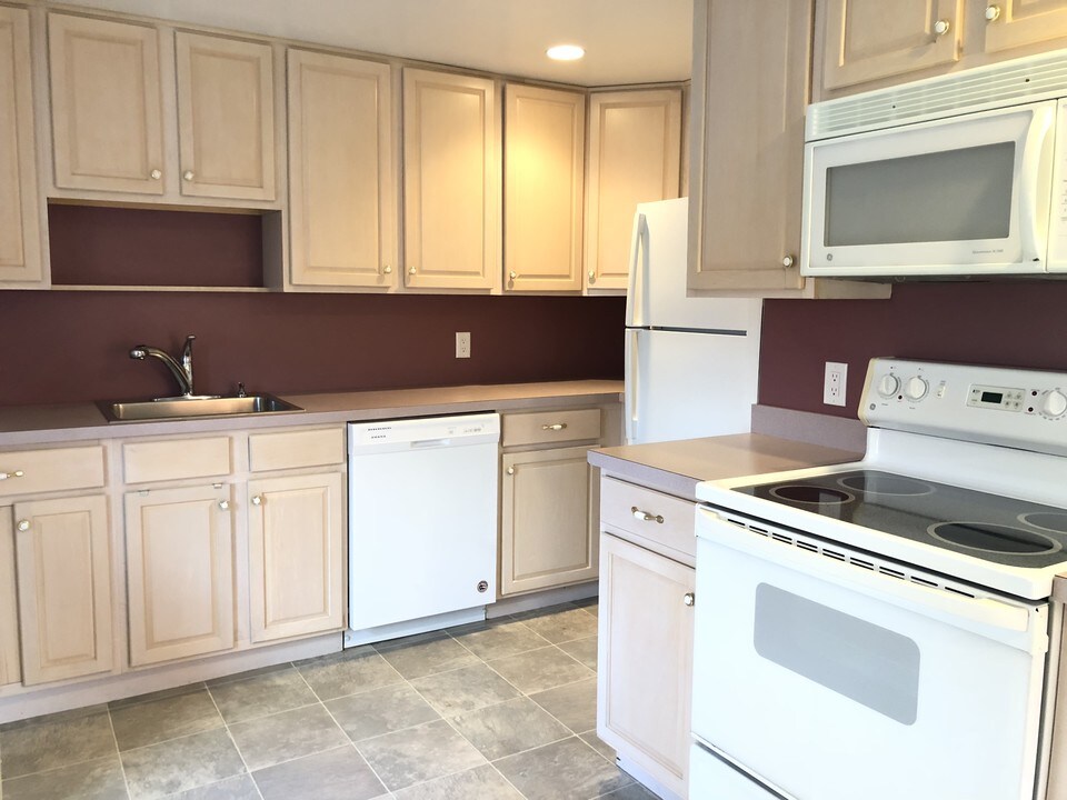 41 Wesley St in Newton, MA - Building Photo