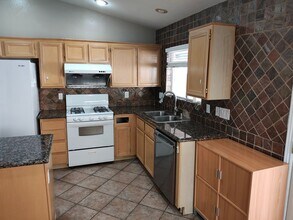 3743 Morning Canyon Ct in Las Vegas, NV - Building Photo - Building Photo