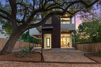 1105 W Mary St in Austin, TX - Building Photo - Building Photo
