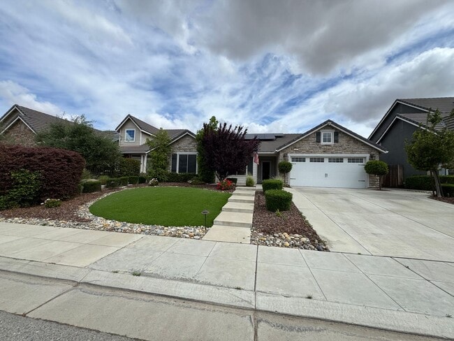 property at 493 Crescent Ln