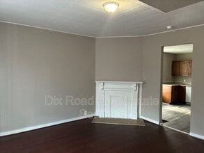 37-39 E Helena St in Dayton, OH - Building Photo - Building Photo