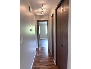 4558 Cinnamon Ridge Trail in Eagan, MN - Building Photo - Building Photo