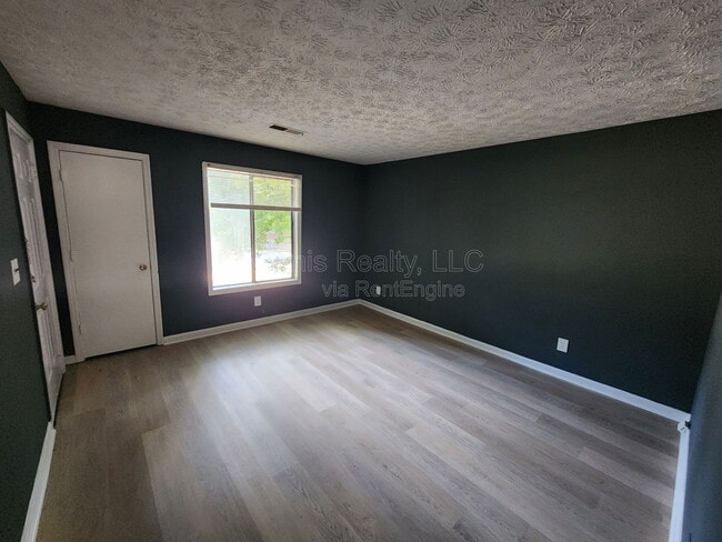 120 Spring Ct in Fairburn, GA - Building Photo - Building Photo
