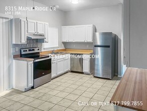 8315 Maple Ridge Dr in San Antonio, TX - Building Photo - Building Photo