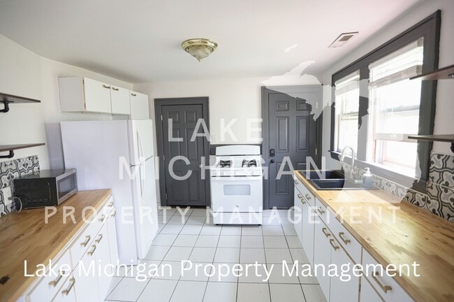 416 Henry Ave SE in Grand Rapids, MI - Building Photo - Building Photo