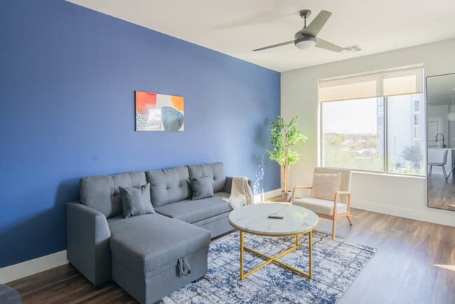 701 W Rio Salado Pkwy in Tempe, AZ - Building Photo - Building Photo