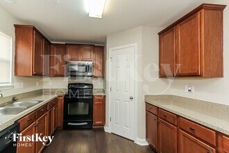 5618 Turtleback Ct in Charlotte, NC - Building Photo - Building Photo