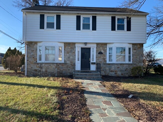 property at 800 Broadway