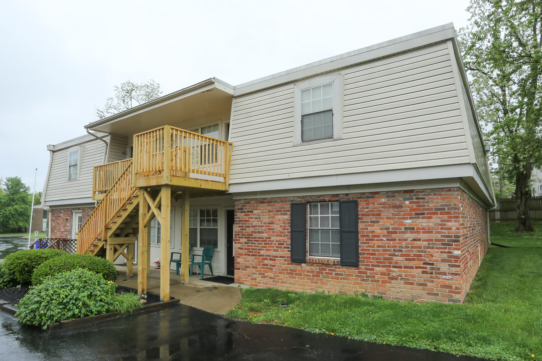 Flats at Devonport in Lexington, KY - Building Photo