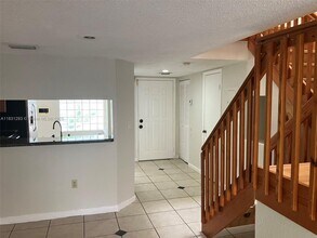 13036 SW 88th Terrace N in Miami, FL - Building Photo - Building Photo