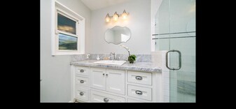 1525 Lafayette Rd in Claremont, CA - Building Photo