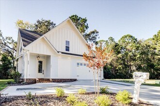 4028 Poets Trl in Tallahassee, FL - Building Photo - Building Photo