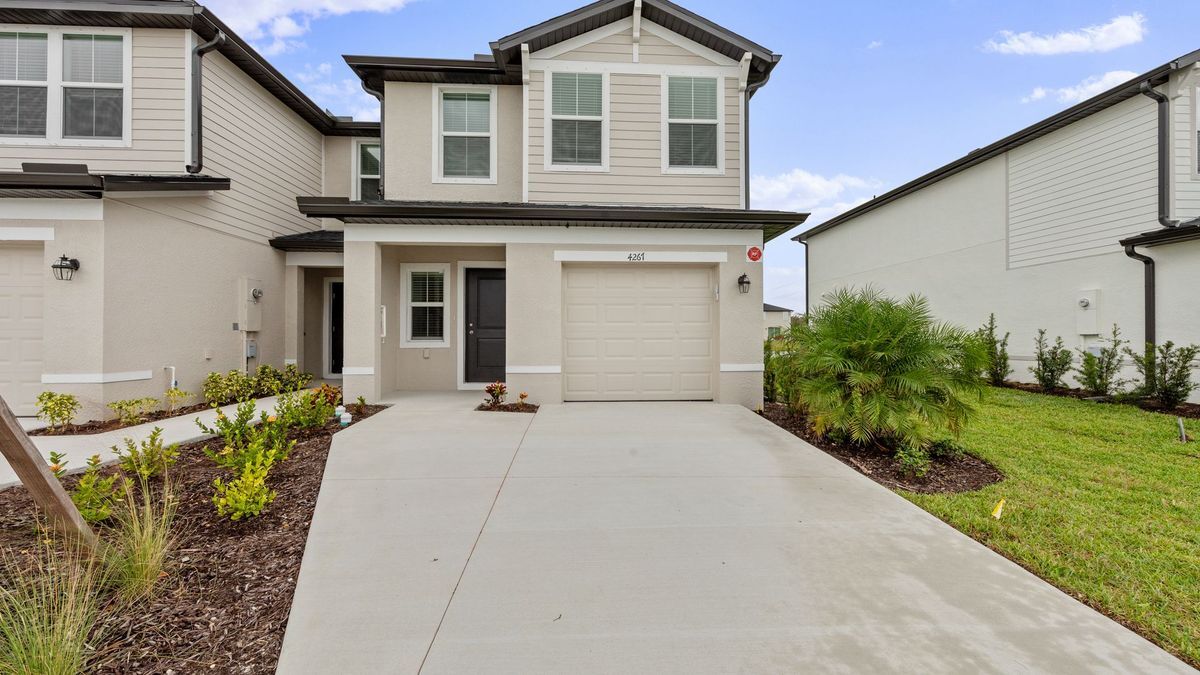 4223 Caterina Ct in North Fort Myers, FL - Building Photo