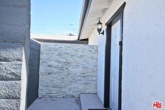 9616 Gerald Ave in Los Angeles, CA - Building Photo - Building Photo