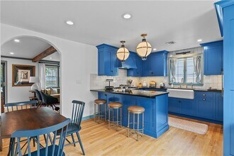 1 Narragansett Ave in Newport, RI - Building Photo - Building Photo