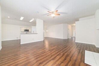 7035 Shasta Square in Houston, TX - Building Photo - Building Photo