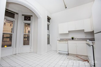 50 E Chicago Ave-Unit -#2E in Chicago, IL - Building Photo - Building Photo