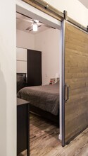 420 S San Pedro St, Unit 222 in Los Angeles, CA - Building Photo - Building Photo