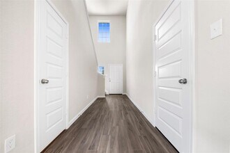 1328 Sue Peak Dr in Conroe, TX - Building Photo - Building Photo