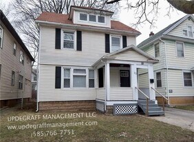 22 Stratford Park in Rochester, NY - Building Photo