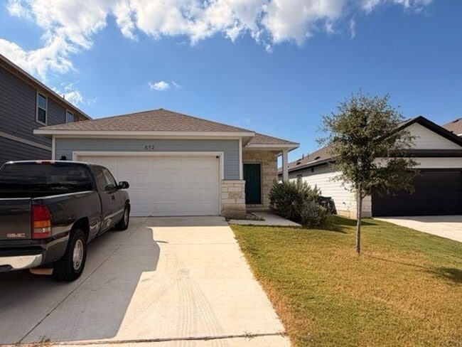 612 Barbary Coast Ln in Jarrell, TX - Building Photo - Building Photo