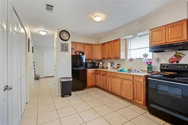 8311 Livingston Ave in Chalmette, LA - Building Photo - Building Photo