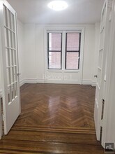 WEST 58 STREET in New York, NY - Foto de edificio - Building Photo