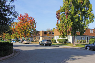 1747 Ross Cir in San Jose, CA - Building Photo - Building Photo