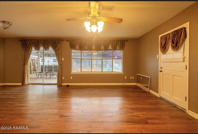 119 Gayle Dr in Lafayette, LA - Building Photo - Building Photo