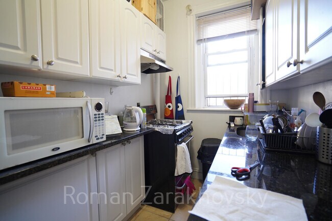 14 Orkney Rd in Boston, MA - Building Photo - Building Photo