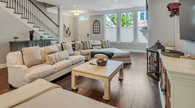 305 Alice St in Savannah, GA - Building Photo - Building Photo