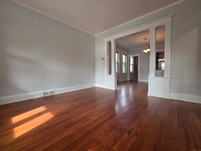 264 Villa Ave in Fairfield, CT - Building Photo - Building Photo