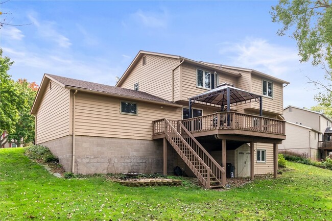 property at 31 Misty Pine Rd